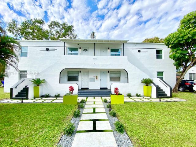 Дом в аренду по адресу 8270 NE 1st Pl 4 - фото 7427441