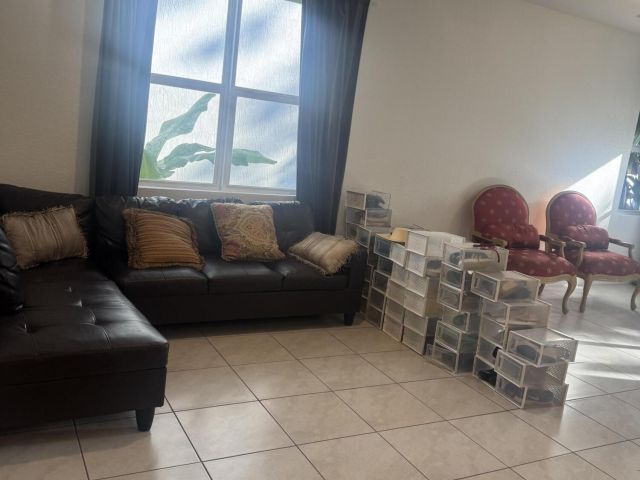 Дом в аренду по адресу 2468 Timber Forest Drive - фото 6677536