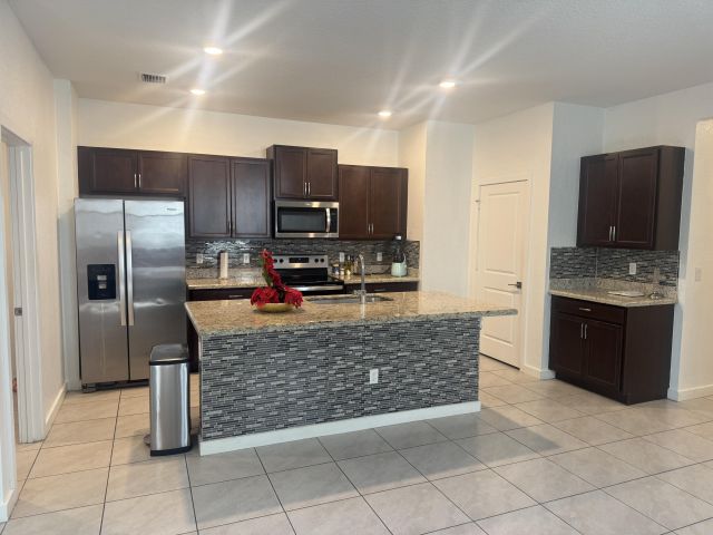 Дом в аренду по адресу 2468 Timber Forest Drive - фото 6677542