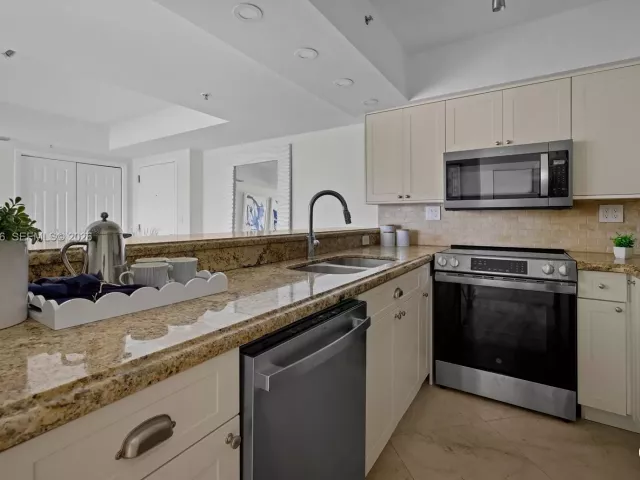 Продажа квартиры #1407 - фото 6669037