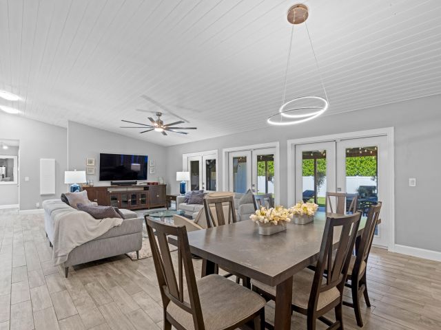 Продажа дома по адресу 401 S Country Club Boulevard - фото 6690340