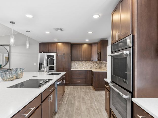 Продажа дома по адресу 401 S Country Club Boulevard - фото 6690344