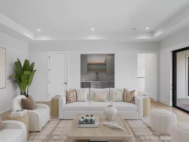 Продажа дома по адресу 2609 NE 27th Way - фото 9372013