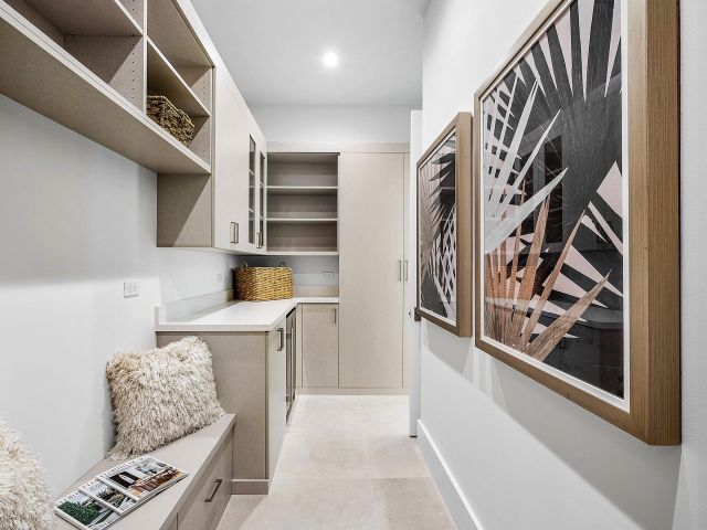 Продажа дома по адресу 2609 NE 27 Way - фото 6702401