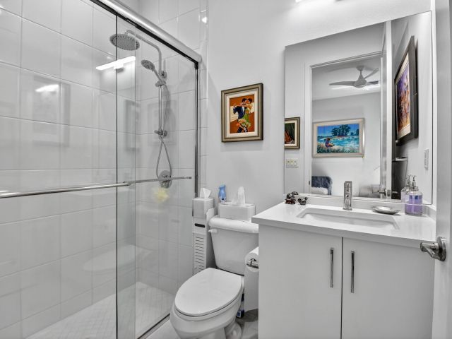 Дом в аренду по адресу 8331 Royal County Down Road - фото 6689258