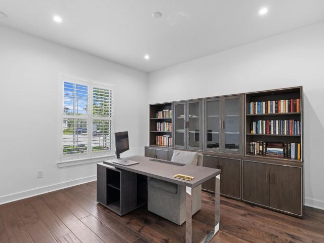 Продажа дома по адресу 3038 Safflower Circle - фото 6669186