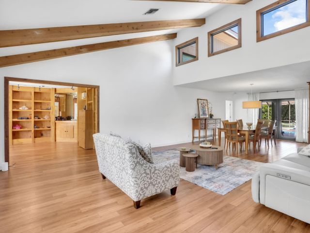 Дом в аренду по адресу 2903 Banyan Boulevard Circle NW - фото 6699297