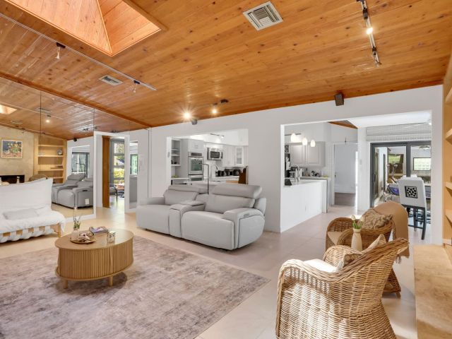 Дом в аренду по адресу 2903 Banyan Boulevard Circle NW - фото 6699301