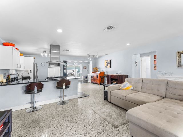 Продажа дома по адресу 439 45th Street - фото 6669124