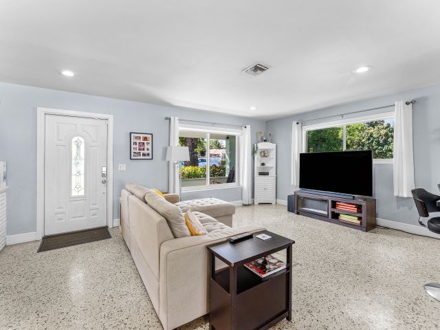 Продажа дома по адресу 439 45th Street - фото 6669131