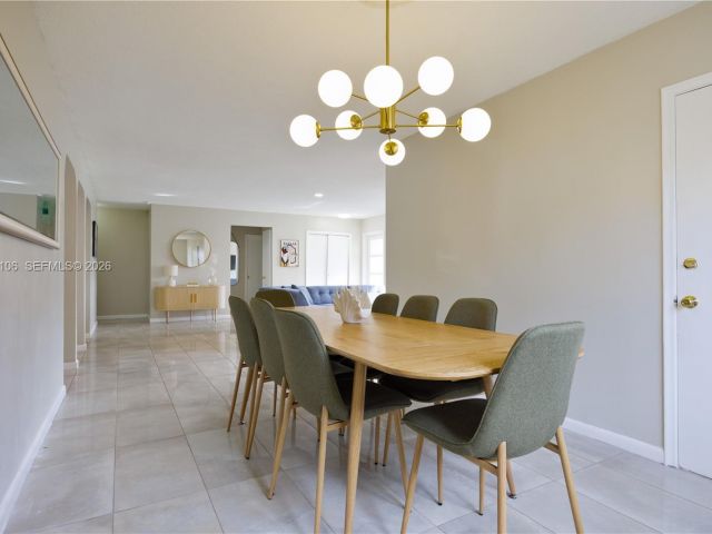 Продажа дома по адресу 609 S Crescent Dr - фото 7606516