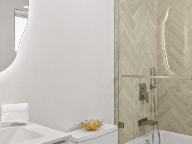 Дом в аренду по адресу 608 SE 2nd Avenue Avenue - фото 6669240