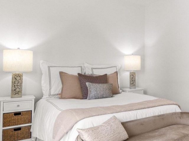 Дом в аренду по адресу 608 SE 2nd Avenue Avenue - фото 6669241