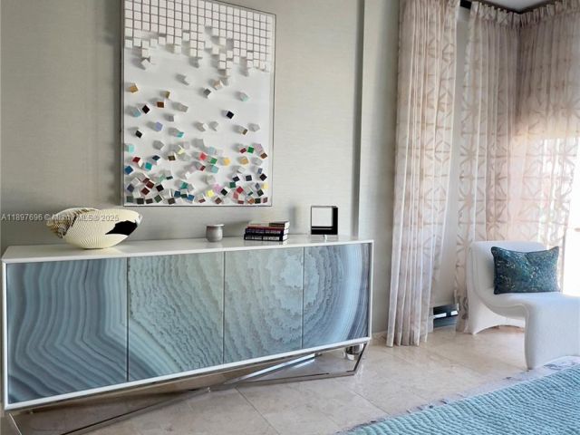 Продажа квартиры #3611 - фото 6669109