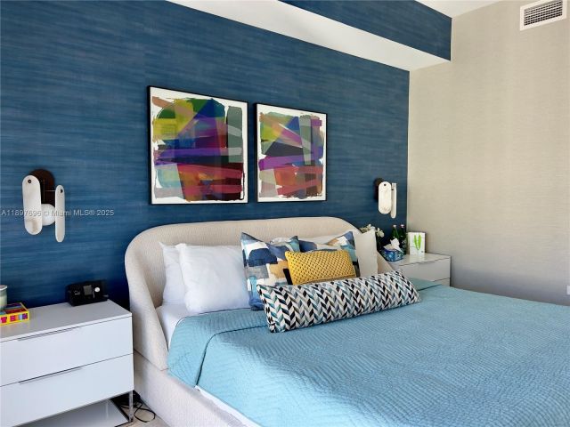 Продажа квартиры #3611 - фото 6669110