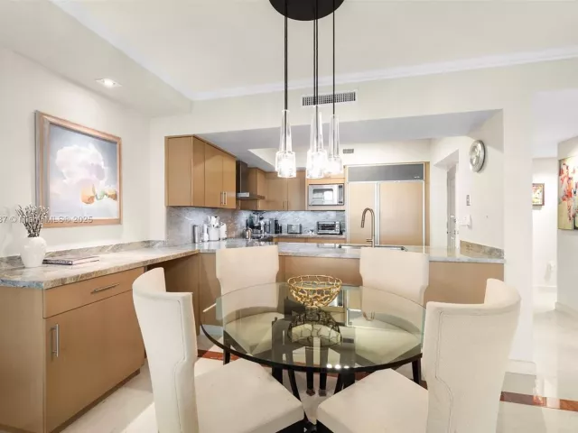 Квартира в аренду номер1003 - фото 6669094