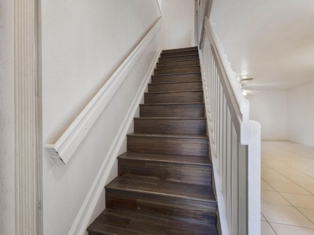 Дом в аренду по адресу 970 Summit Lake Drive - фото 6669156