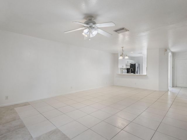 Дом в аренду по адресу 970 Summit Lake Drive - фото 6669158