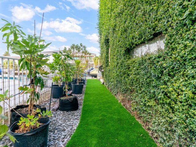 Дом в аренду по адресу 961 Banyan Drive - фото 6871898