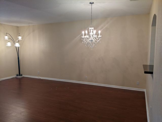 Дом в аренду по адресу 2226 Oakmont Drive - фото 6693786