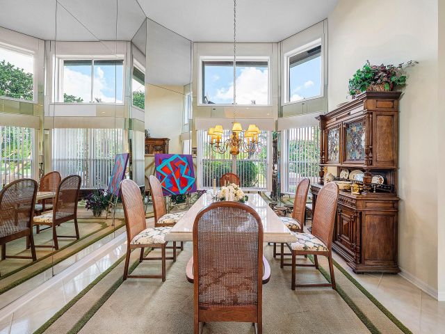 Продажа дома по адресу 7142 Montrico Drive - фото 6688538