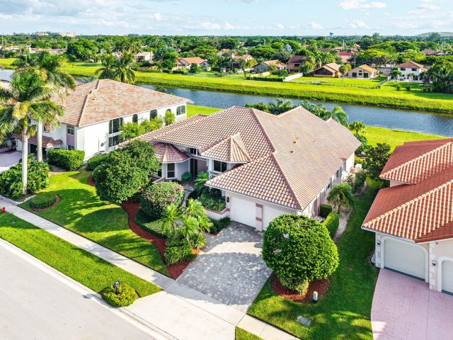 Продажа дома по адресу 7142 Montrico Drive - фото 6688549