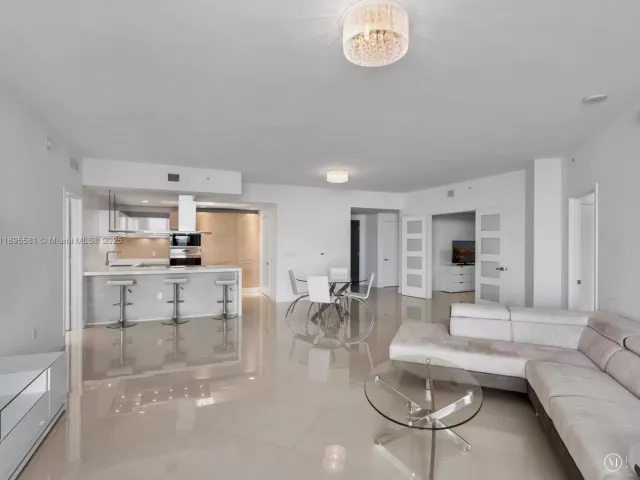 Продажа квартиры #1704 - фото 6671312