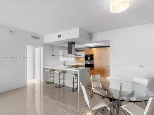 Продажа квартиры #1704 - фото 6671305