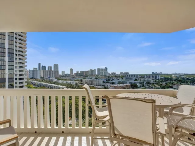 Продажа квартиры #1403 - фото 6703005