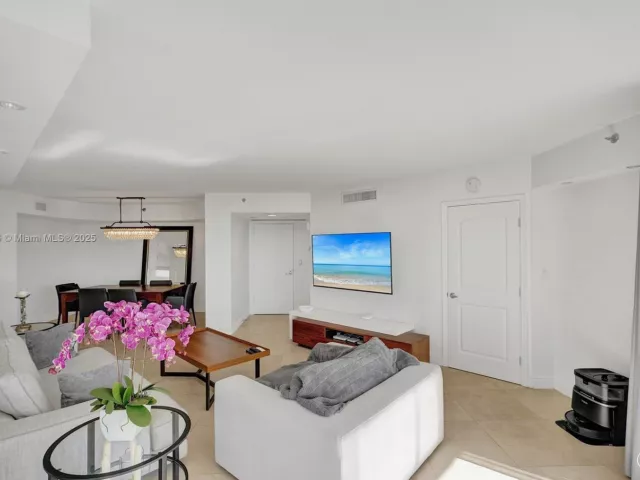 Продажа квартиры #1403 - фото 6703009