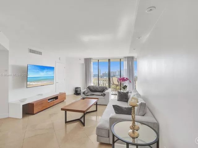 Продажа квартиры #1403 - фото 6703013