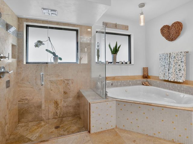 Продажа дома по адресу 10798 Sea Cliff Circle - фото 6690304