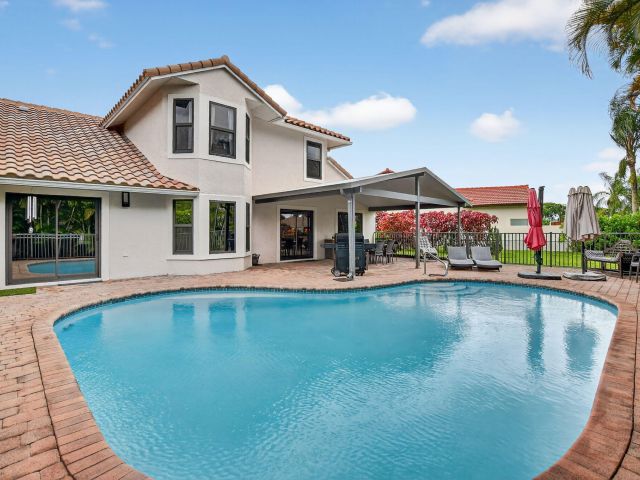 Продажа дома по адресу 10798 Sea Cliff Circle - фото 6690314