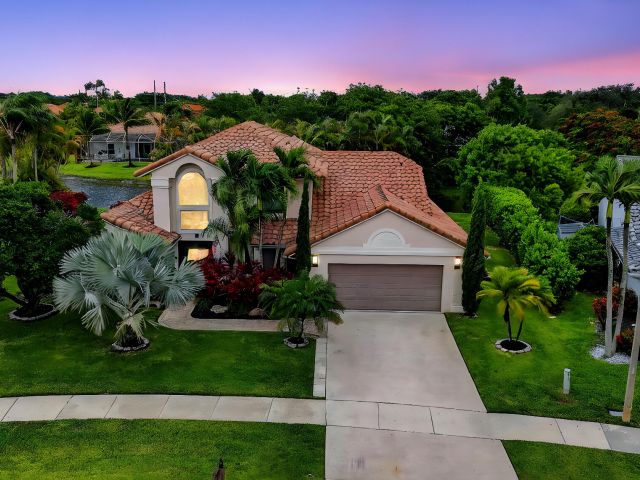 Продажа дома по адресу 10798 Sea Cliff Circle - фото 6690317