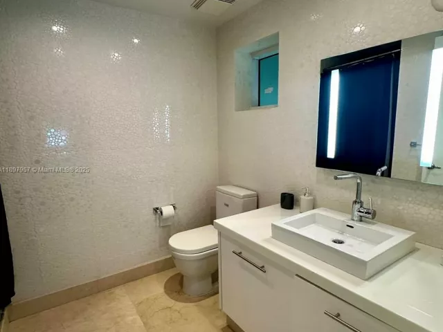 Продажа квартиры #1-UPH1 - фото 6673089