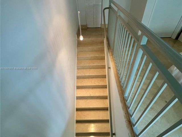 Продажа квартиры #1-UPH1 - фото 6673085