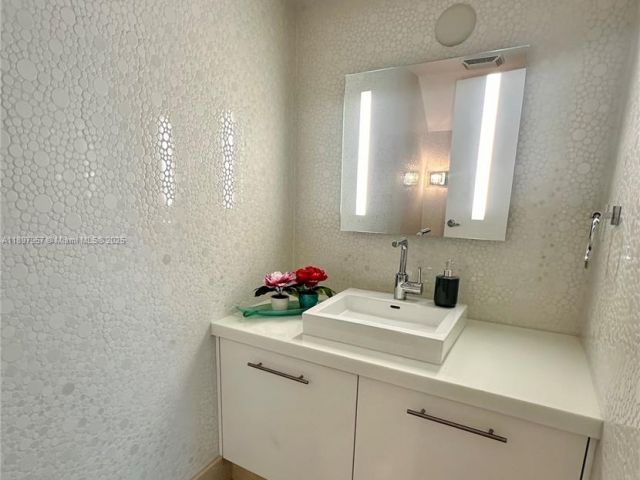 Продажа квартиры #1-UPH1 - фото 6673093