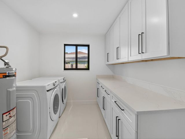 Дом в аренду по адресу 513 Lindell Boulevard - фото 6673848