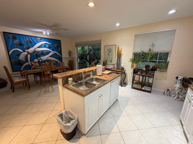 Дом в аренду по адресу 67 Legacy Court - фото 6676522