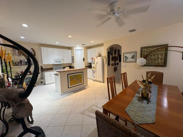 Дом в аренду по адресу 67 Legacy Court - фото 6676524