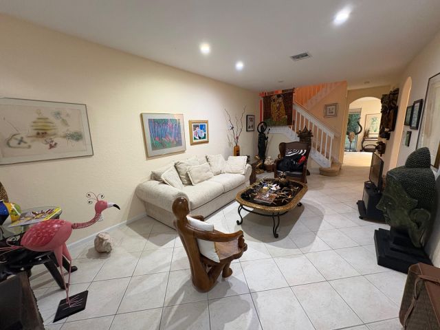 Дом в аренду по адресу 67 Legacy Court - фото 6676527