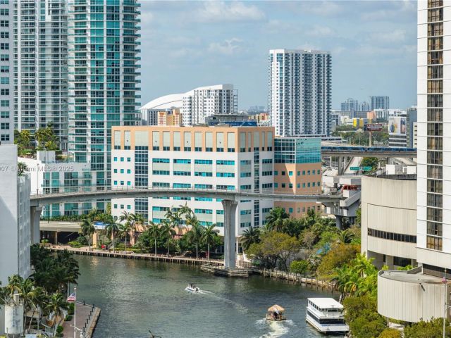 Продажа квартиры #1602 - фото 6728290