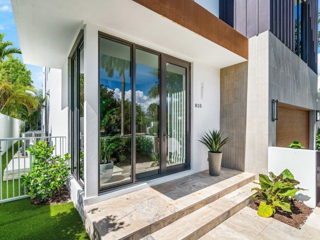 Продажа дома по адресу 810 Palm Trail - фото 6678600