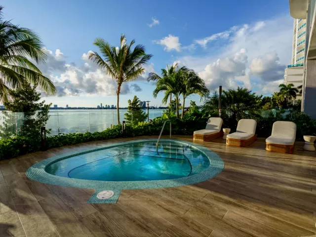 Продажа квартиры #4002 - фото 6685058