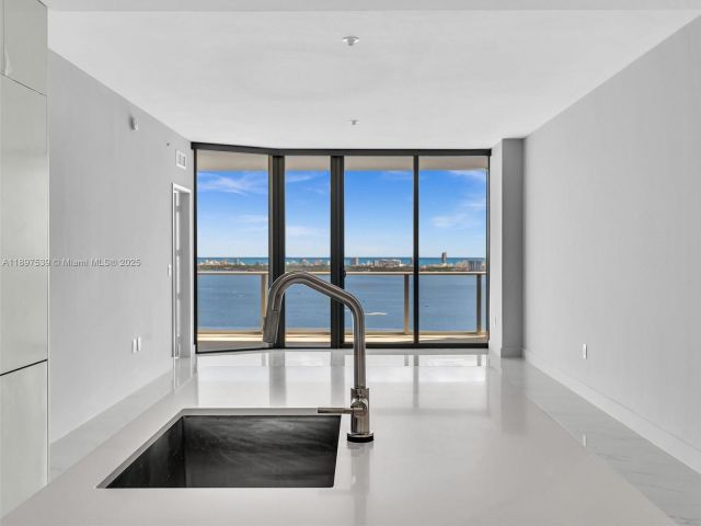 Квартира в аренду номер3303 - фото 6672878