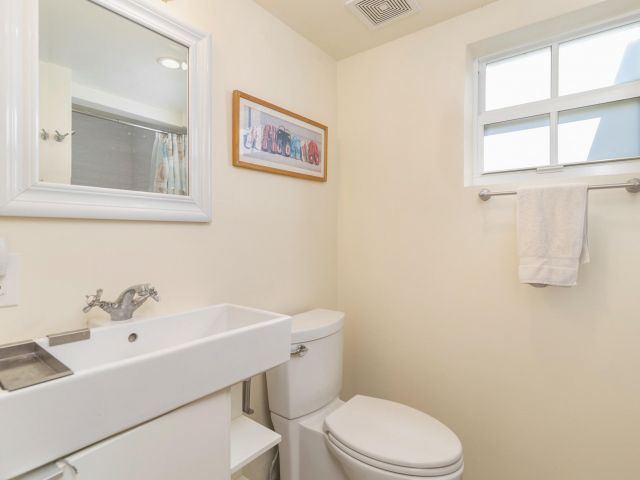 Продажа дома по адресу 714 Sunset Road - фото 6683357