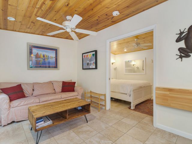 Продажа дома по адресу 714 Sunset Road - фото 6683360