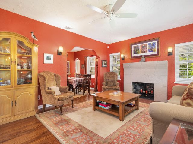 Продажа дома по адресу 714 Sunset Road - фото 6683368