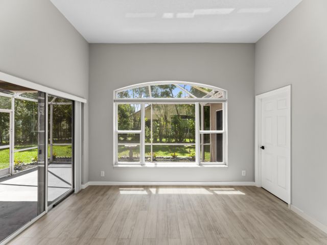 Продажа дома по адресу 2022 Bonisle Circle - фото 6688269