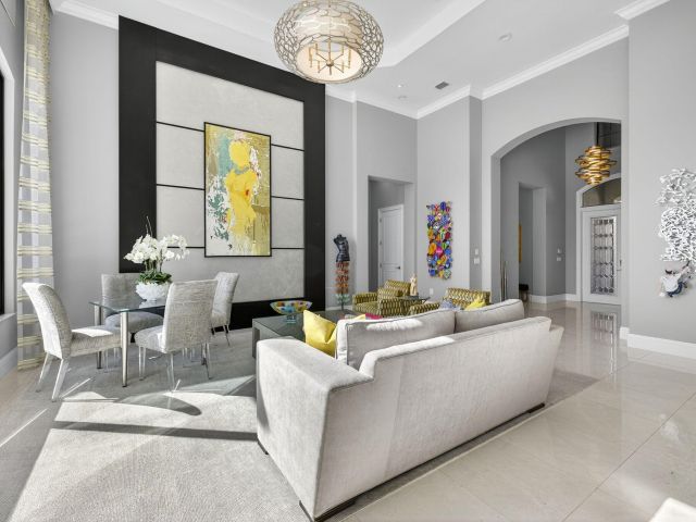 Продажа дома по адресу 16762 Crown Bridge Drive - фото 6683467